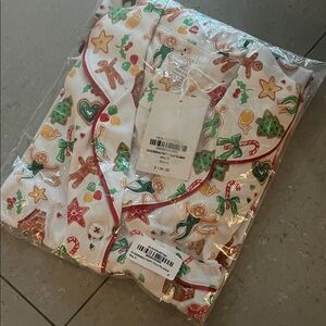 Roller rabbit Festive Holiday Pajama Set size small still in original packaging